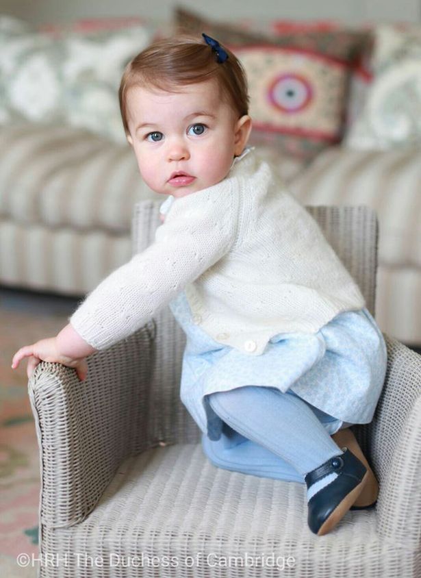 Kensington-Palace-released-images-of-Princess-Charlotte