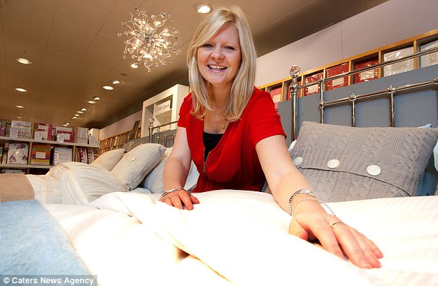 article-2255189-16B34B28000005DC-681_634x414