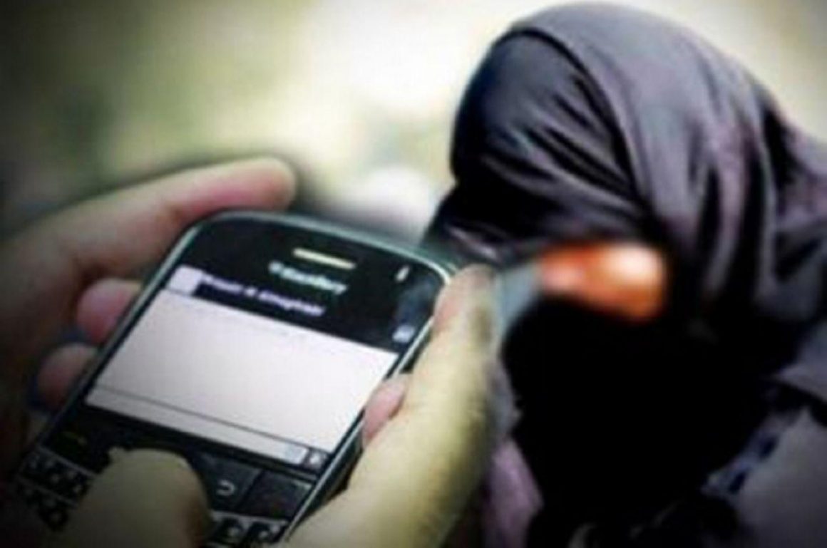 barisieur alarm clock and coffee brewer joshua renouf