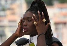 سرقة مجوهرات ممثلة أمريكية في مهرجان كان: «قضيت ساعتين ونصف في قسم الشرطة»