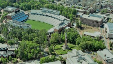 بعد دعوات للانتحار الجماعي بسبب كورونا.. جامعة تمنح 30 ألف طالب إجازة