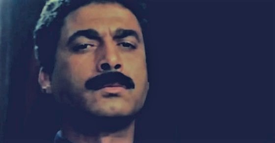 من الكواليس | أحمد زكي ينفعل على منتقدي دوره في «أيام السادات»: «خايب»