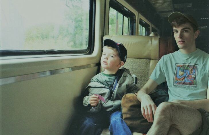 مصور يسافر عبر الزمن باستخدام «فوتوشوب»