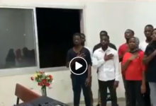 الجماهير الكاميرونية تدعم الفراعنة قبل مواجهة كوت ديفوار بترديدد النشيد:«لكِ هوبي وفؤادي»